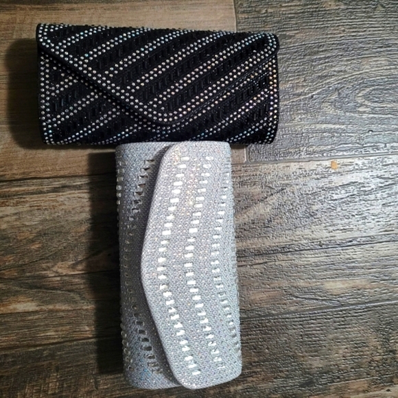 Evening Clutch in Black & Silver Stones - Picture 6 of 6
